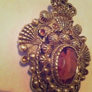 Gold and Gem brooch with crown detail