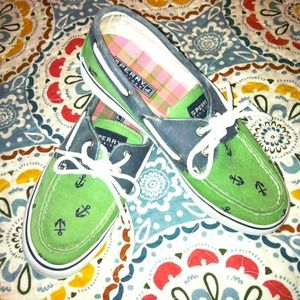 Anchor Sperry's!