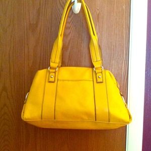 Yellow Nine West handbag.