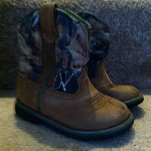 Camo boots