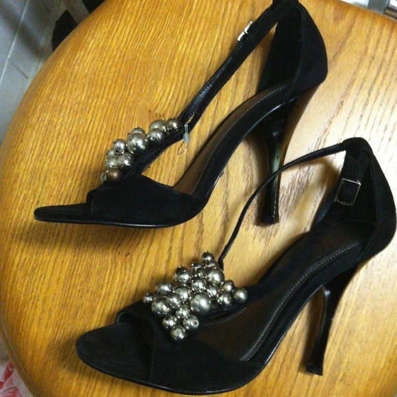 Black Fergie High Heels - Picture 1 of 4