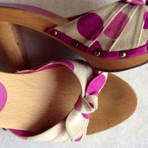 COACH PINKA DOT WOODEN HEELS