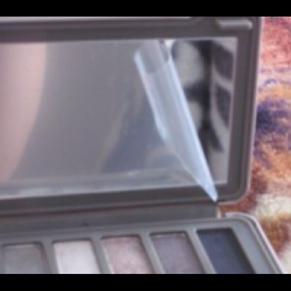Naked 2 palette (SOLD) - Picture 4 of 4