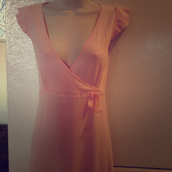 frenchi Dresses & Skirts - Pink V-Neck Sweater Dress