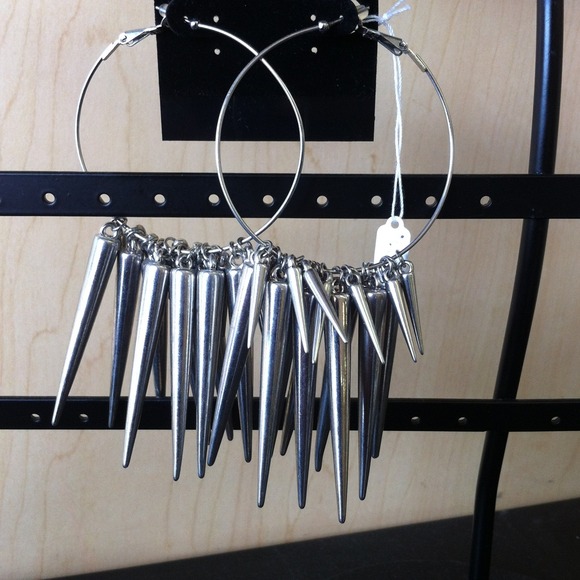 Earrings - Picture 2 of 2