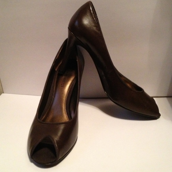 Brown peep toes  ON HOLD