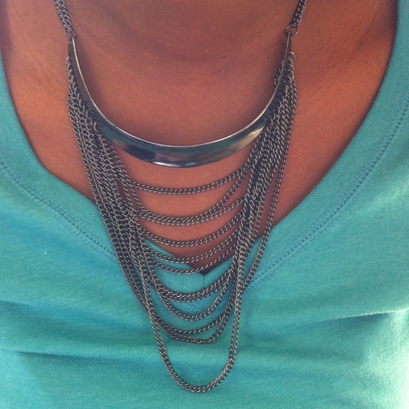 Set - Picture 2 of 3