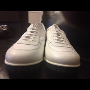 NEW LOWER PRICE!!!! Gucci Mens Designer Sneakers