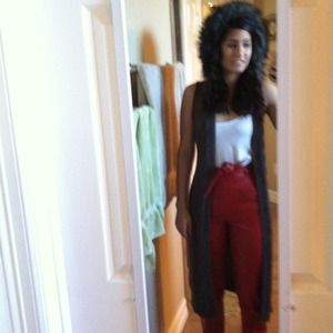 Grey Sleeveless cardigan with fur hood