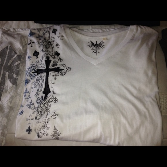 💢💢BUNDLE💢💢2 2XL men's GUESS shirts & CK shirt