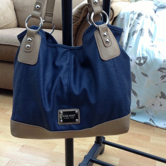 Nine West purse