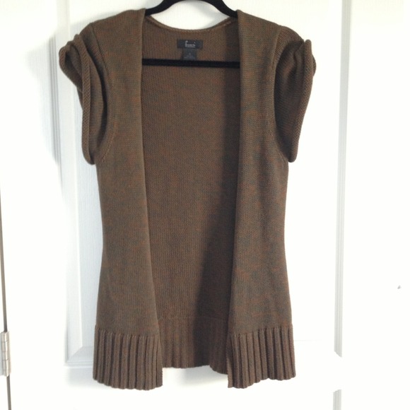Like new! Nordstroms Brown/green vest - Picture 2 of 3