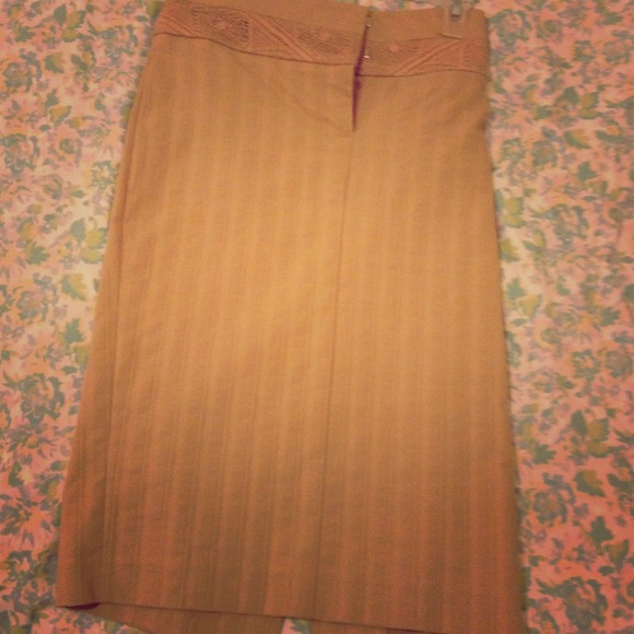 Bebe skirt