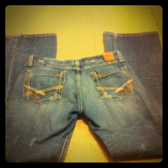SOLD Buckle denim BKE jeans