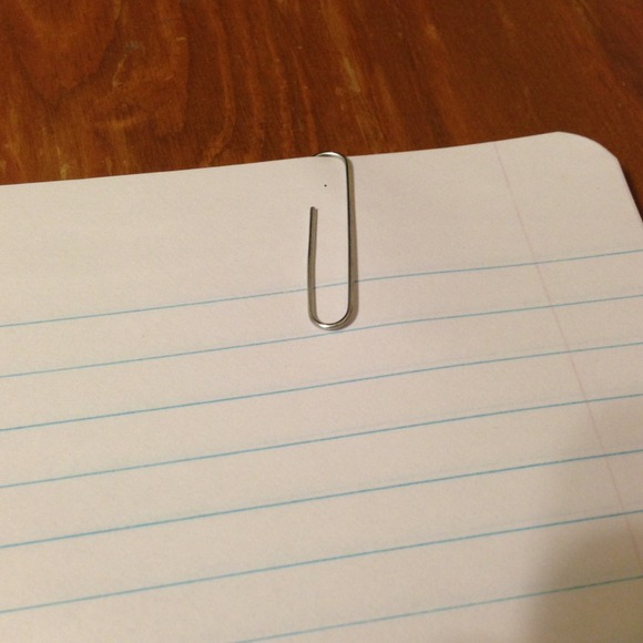 Barely Used Paper clip! - Picture 2 of 4