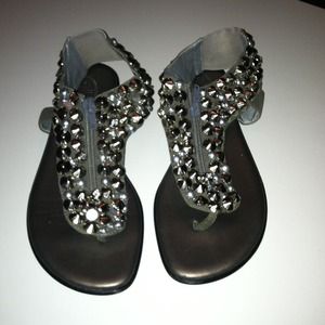 Adorable studded sandal flats.