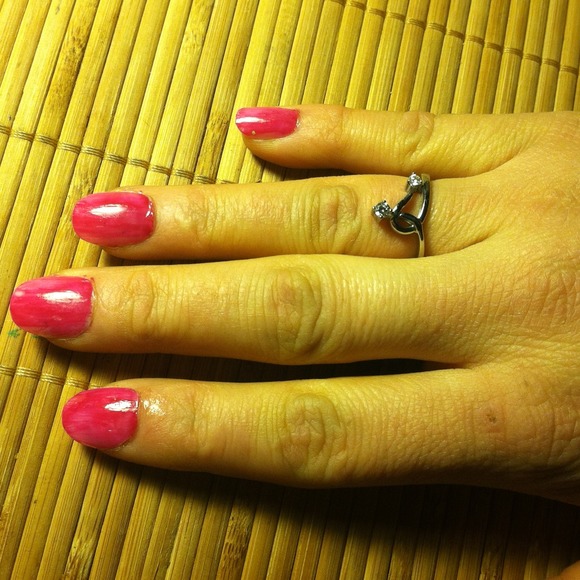 NEW twisted stainless ring with cz diamonds.