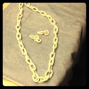 Long necklace and pierced earring set