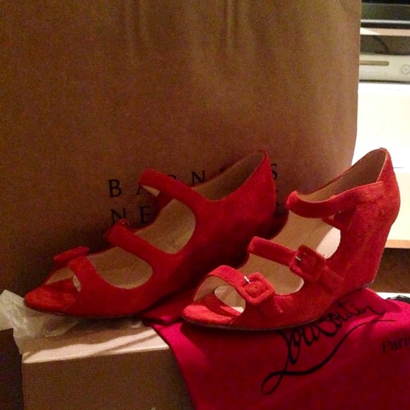 ❌Sold❌Christian Louboutin mandarin red heels - Picture 2 of 3