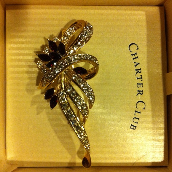 💢SOLD💢Ruby Diamond brooch