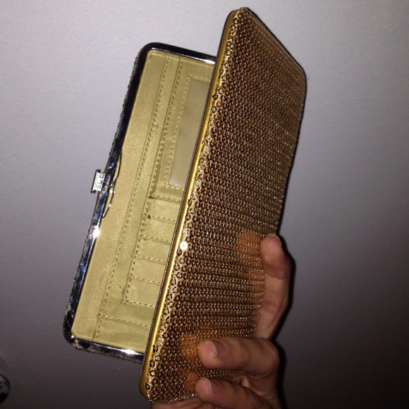 REDUCED 2 clutches gold sequin & silver snake skin - Picture 2 of 3