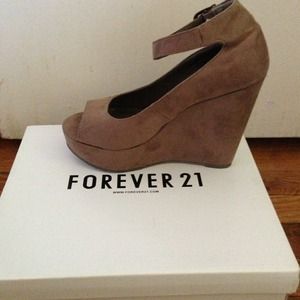 Nude open toe wedges