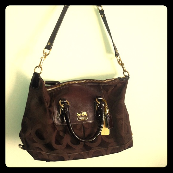 Authentic - Brown coach bag