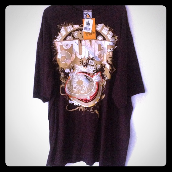 NWT 5ive Jungle & Co. T-shirt