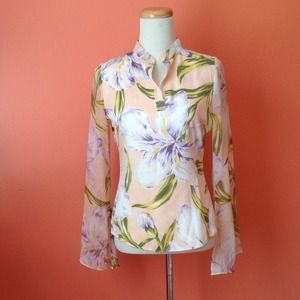size 6 DIANE VON FURSTENBERG blouse