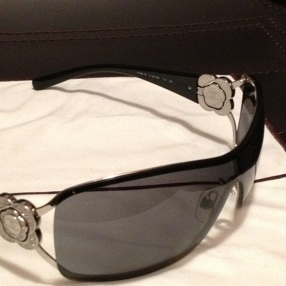 **NEW YEAR PRICE REDUCTION** Chanel Sunglasses