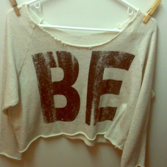 Be happy crop overhead