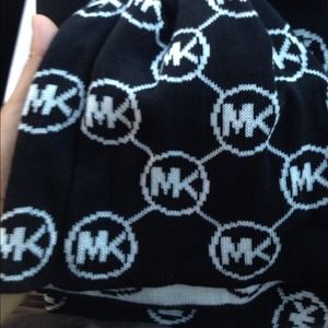 BNIB Michael Kors scarf and beanie.