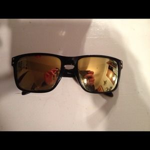 Oakley Holbrook sunglasses