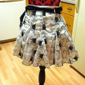 Candies Black and White Skirt