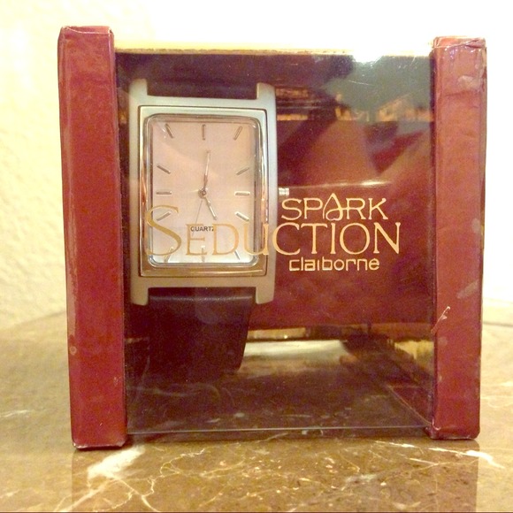 NWOT In Box LizClaiborne watch