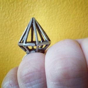 Pyramid ring size 8