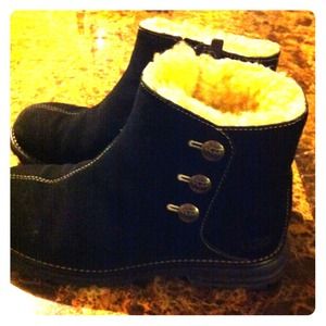UGG Ankle Boots Size 7