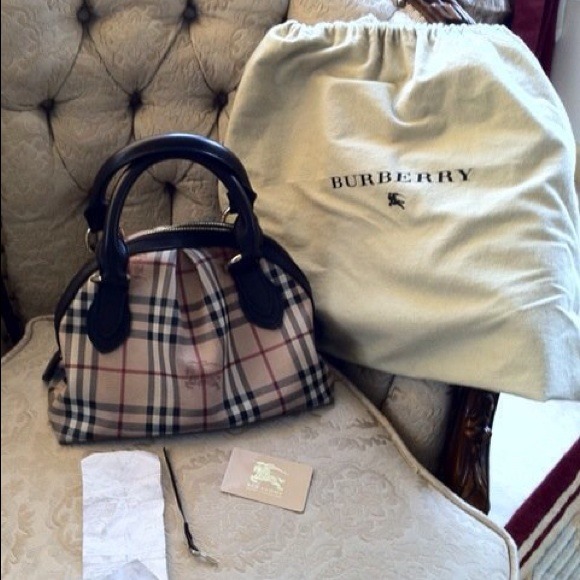 100 % Authentic  Burberry Haymarket Handbag!