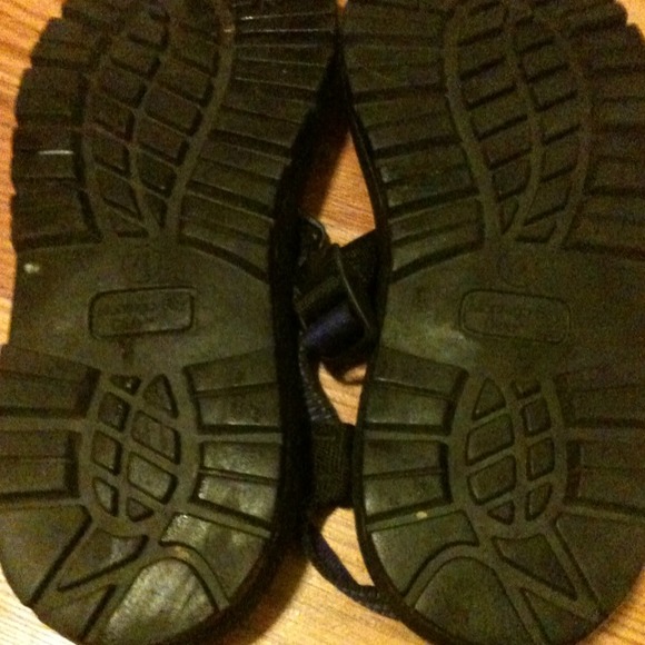 Sandals - Picture 3 of 3