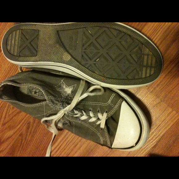 One Star Converse - Picture 3 of 4