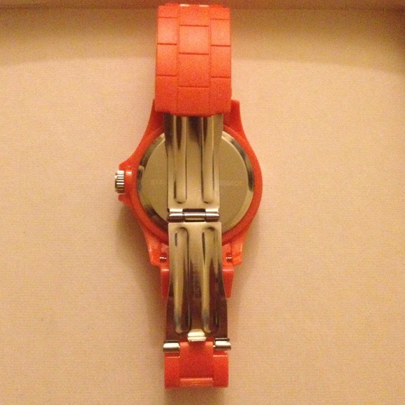 Watch - Picture 4 of 4