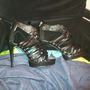 Black shoes 👠ON HOLD TILL MONDAY👠