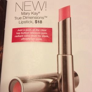 Lipstick New True Dimensions by Mary Kay