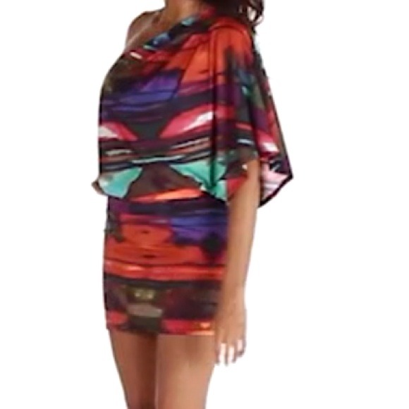 ONE SHOULDER FLUTTER SLEEVE PRINT DRESS - Picture 2 of 3