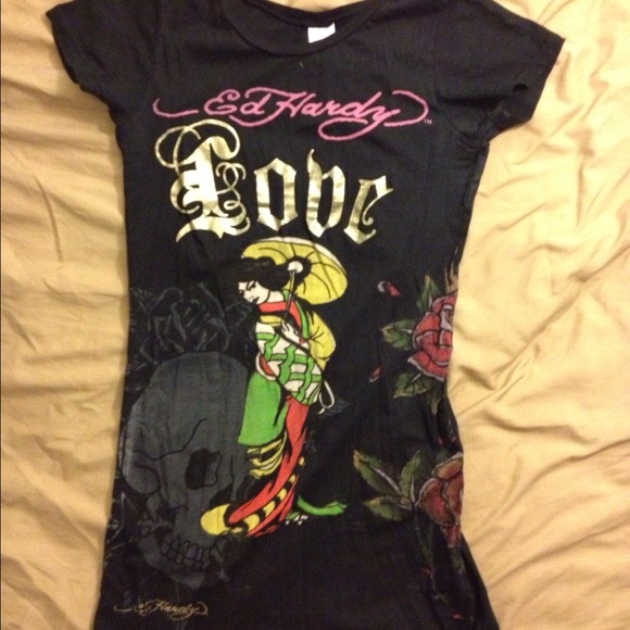 Ed Hardy "Love" Women's Tee - Authentic - Picture 1 of 2