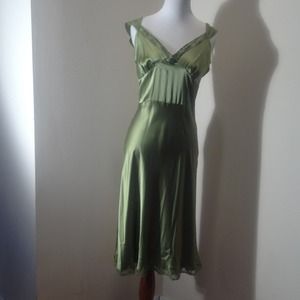 Stunning never been worn silk dress.