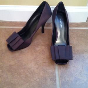 Nine West silver shoes. Size 7. Worn twice