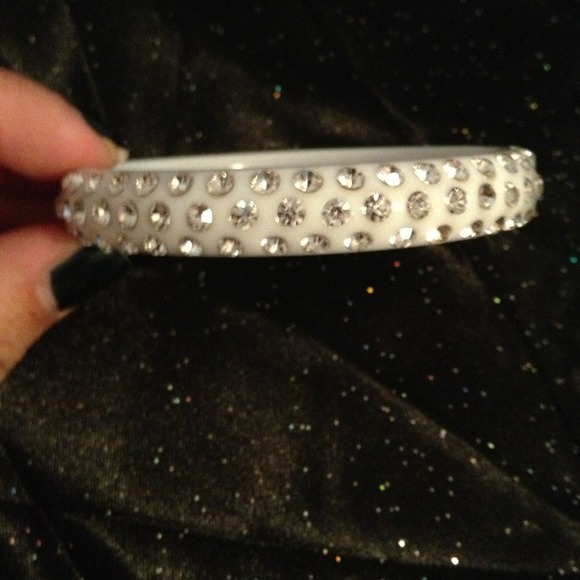 💥Reduced💥 Acrylic bracelet