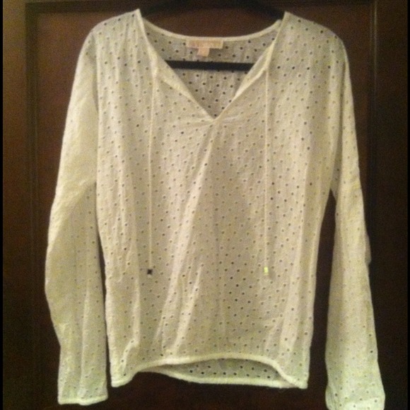 ⭕SOLD Michael Kors top with tie neck