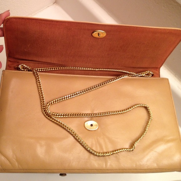 Vintage Frenchy's of California Buttercream Clutch - Picture 2 of 4